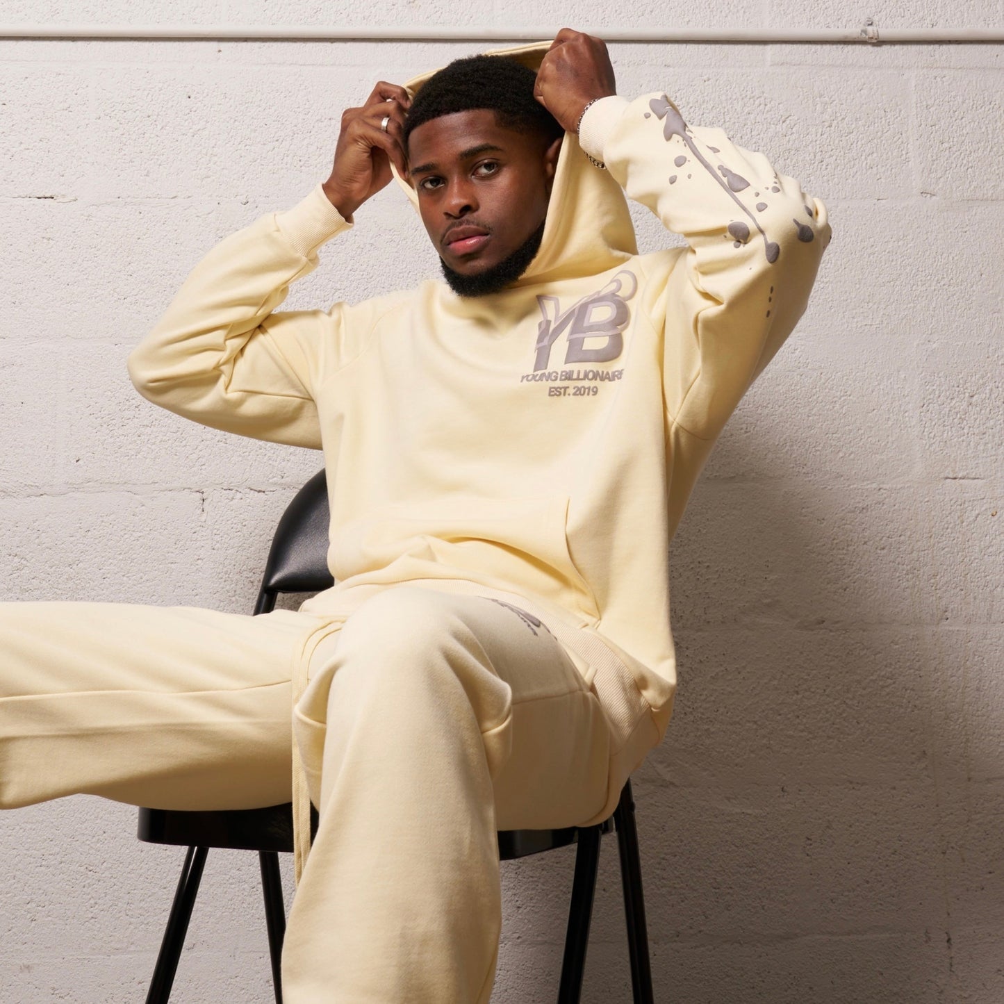 YB V1 PAINT SPLATTER SWEATPANTS (CREAM)
